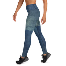 Lade das Bild in den Galerie-Viewer, high waist leggings powder blue left